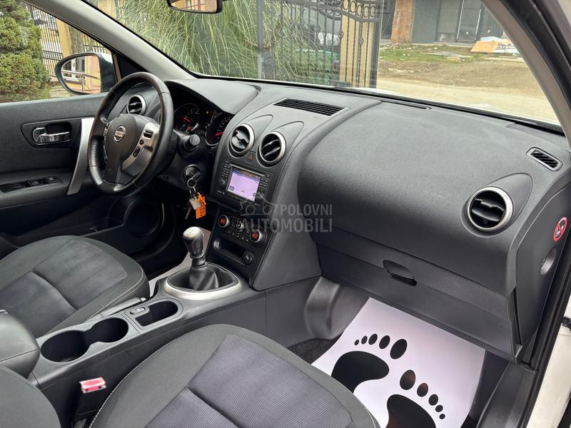 Nissan Qashqai 1.5 dci P A NOR A M