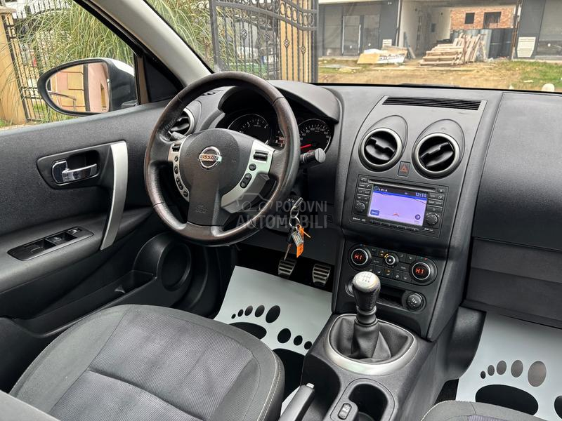Nissan Qashqai 1.5 dci P A NOR A M