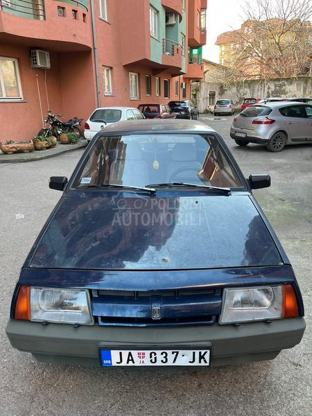 Lada Samara 