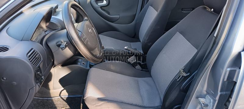Opel Corsa C 1,3 mtdz restaj