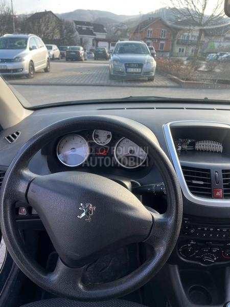Peugeot 206 plus 