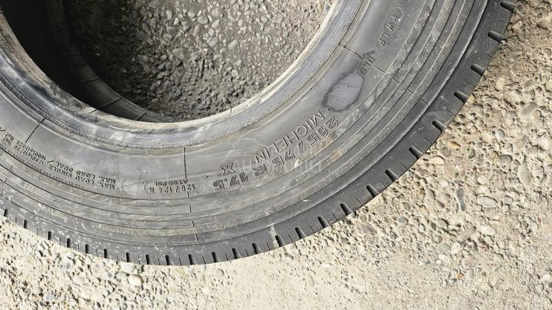 Michelin 215/75 R17.5 Sve sezone