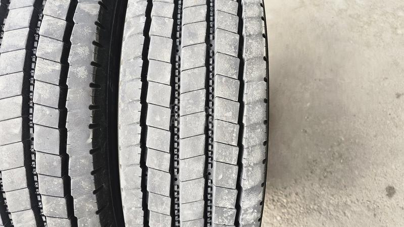 Michelin 215/75 R17.5 Sve sezone