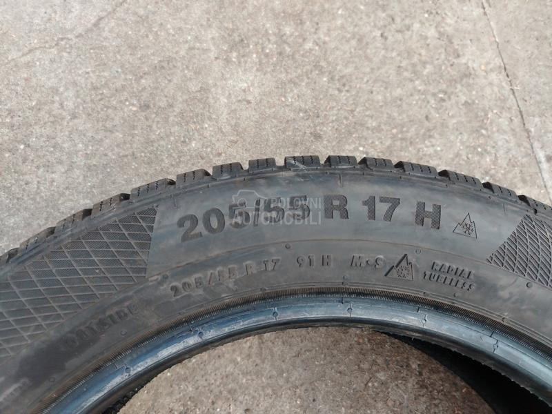 Continental 205/55 R17 Zimska