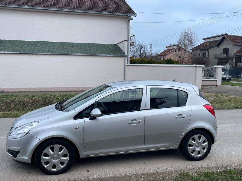 Opel Corsa D 1.4
