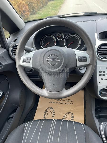 Opel Corsa D 1.4