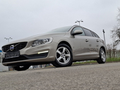 Volvo V60 PREMIUM