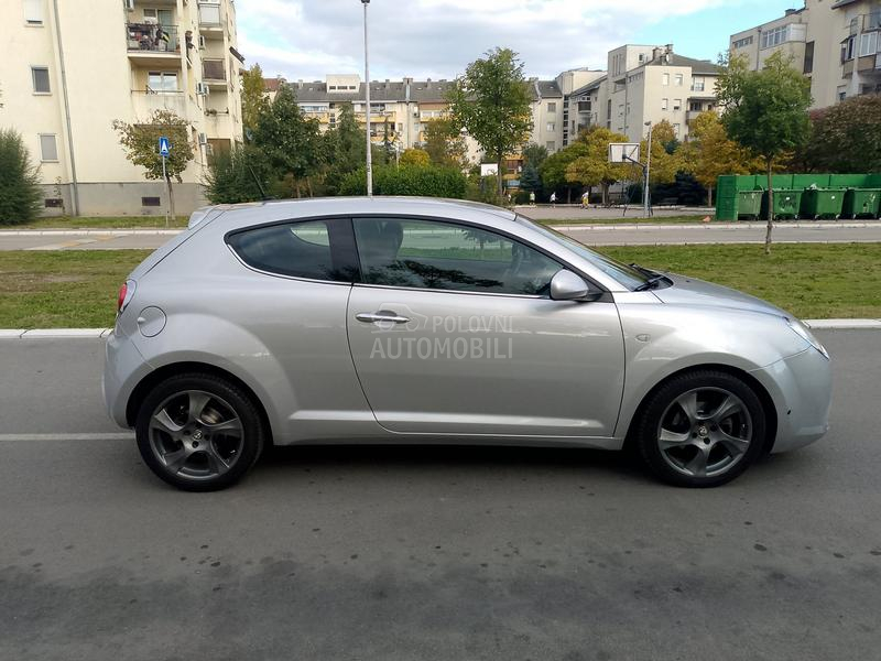 Alfa Romeo MiTo 1.3 M-jet/NAV/