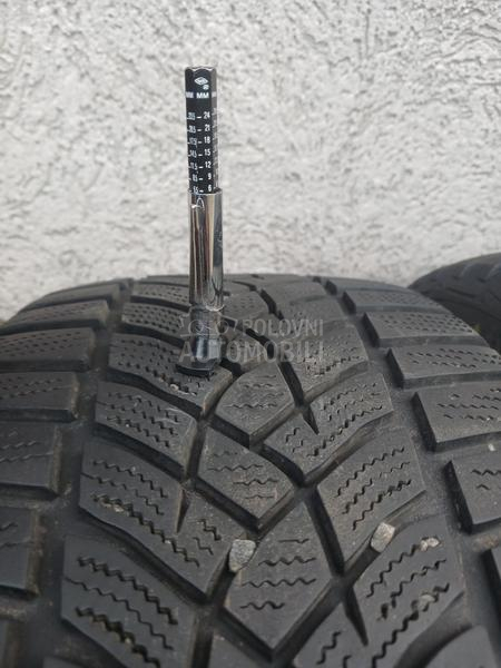 Goodyear 215/55 R17 Zimska