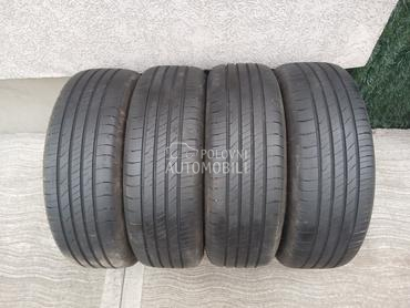 Goodyear 215/60 R17 Letnja