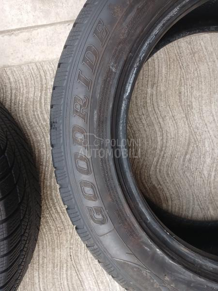 Goodride 235/55 R17 Zimska