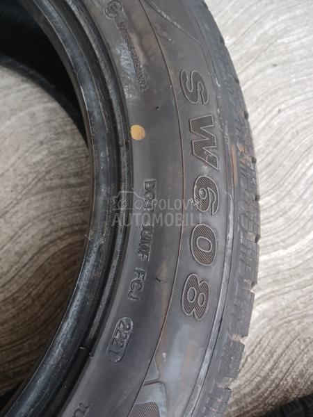 Goodride 235/55 R17 Zimska