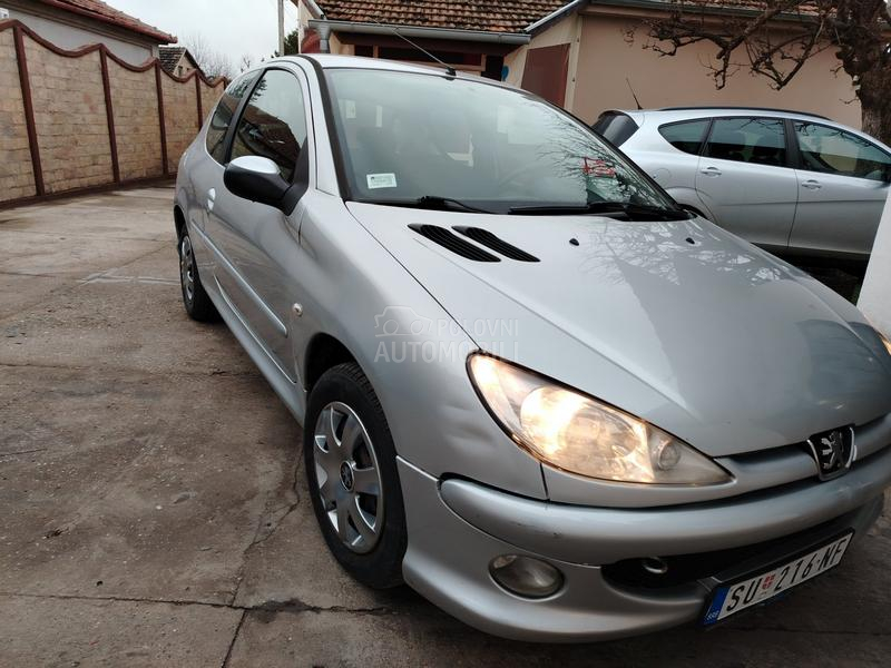 Peugeot 206 