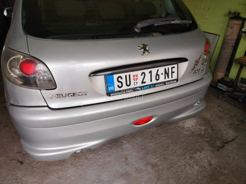 Peugeot 206 