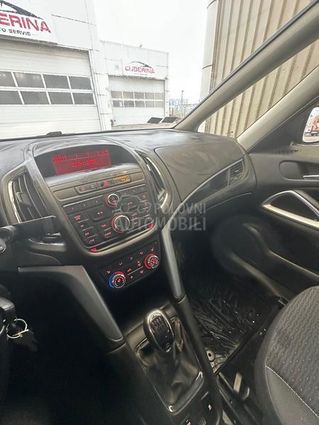 Opel Zafira 1.6
