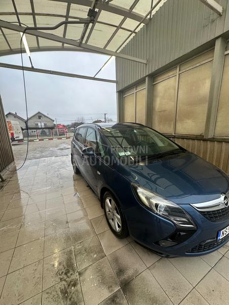 Opel Zafira 1.6