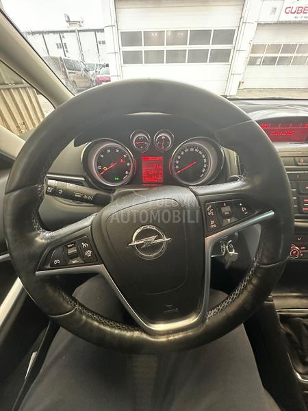 Opel Zafira 1.6