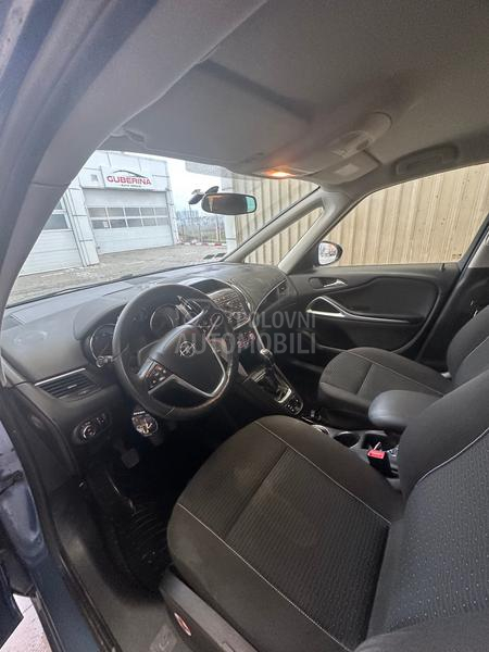 Opel Zafira 1.6