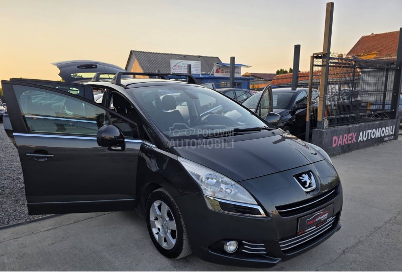 Peugeot 5008 1.6 HDI N.A.V.I