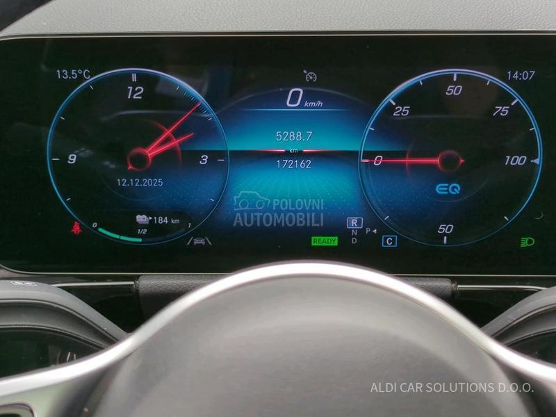 Mercedes Benz EQA Solution Luxury