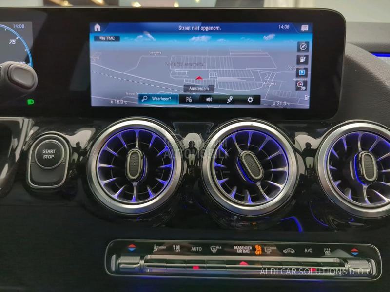 Mercedes Benz EQA Solution Luxury