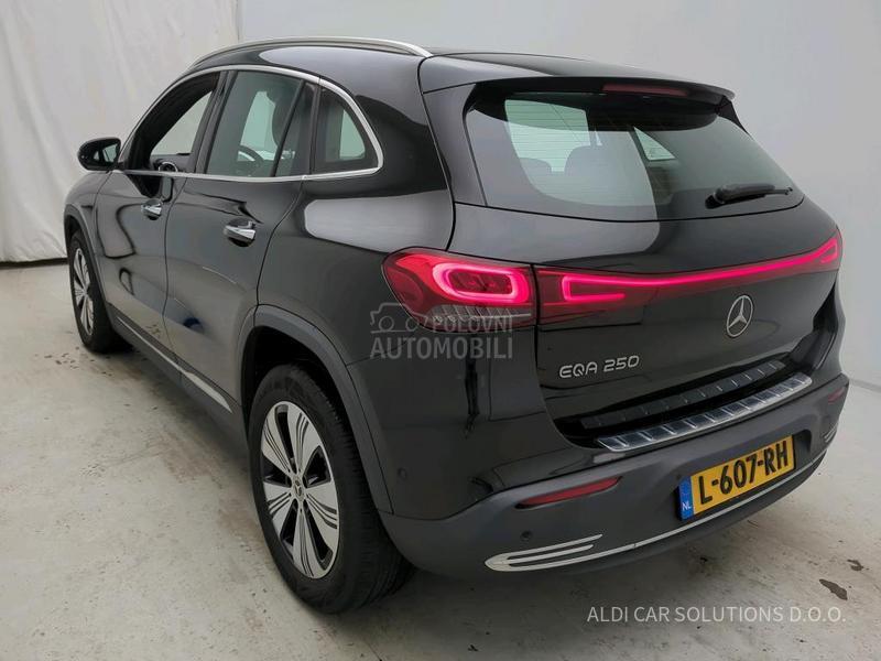 Mercedes Benz EQA Solution Luxury