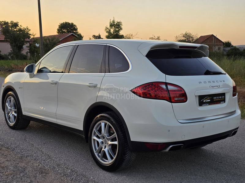 Porsche Cayenne 3.0 Hibrid
