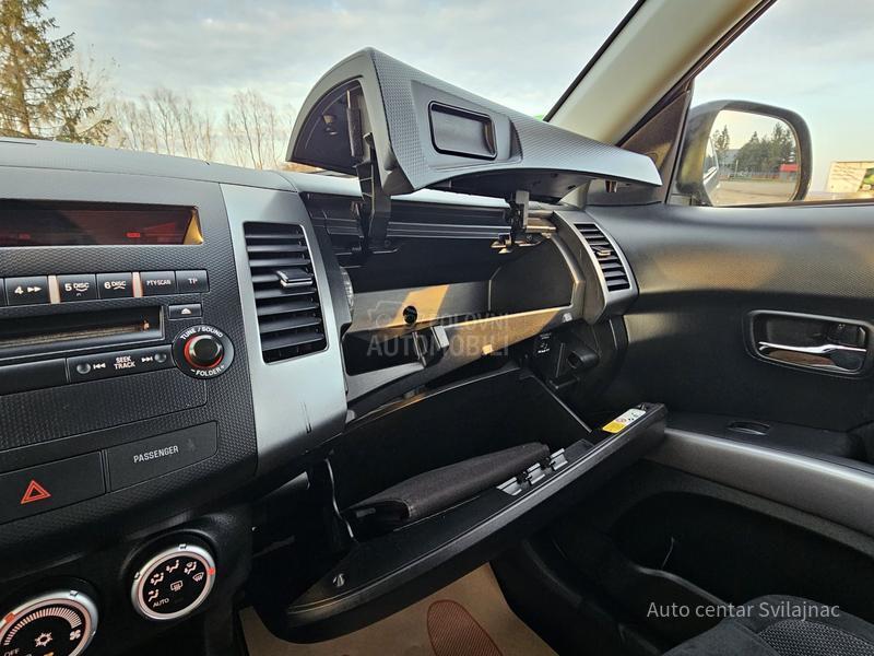 Mitsubishi Outlander 2.0 DID 4WD