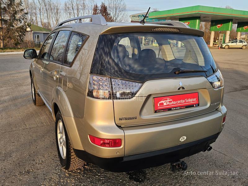 Mitsubishi Outlander 2.0 DID 4WD