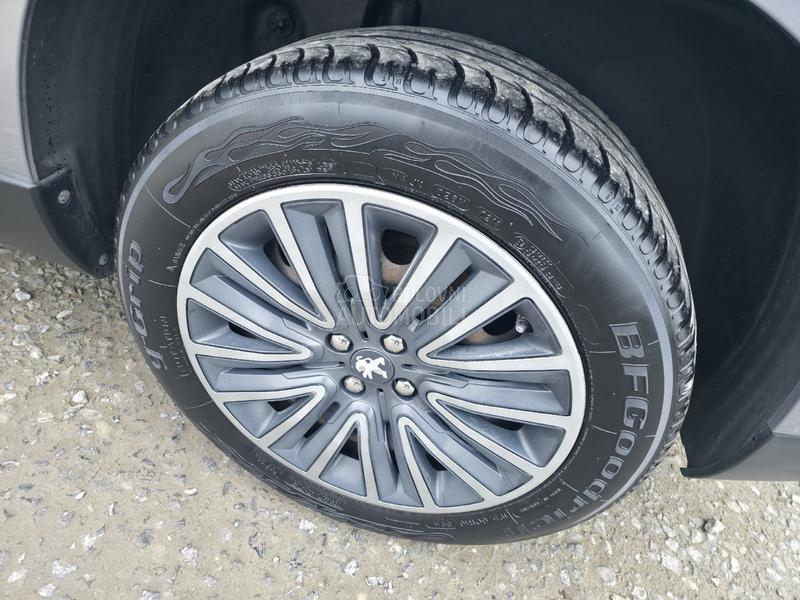 Peugeot 2008 1.4 HDI N.A.V.I