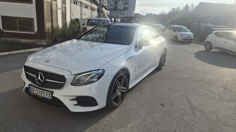 Mercedes Benz E 220 AMG