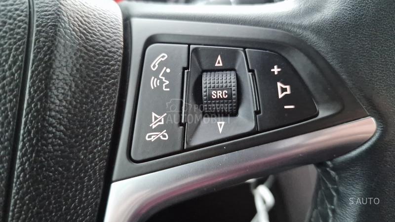 Opel Astra J KEDlTl BEZ UCESCA