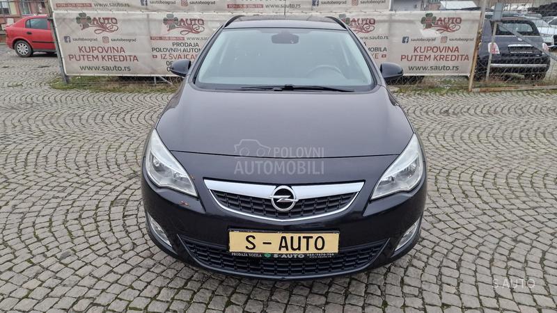 Opel Astra J KEDlTl BEZ UCESCA