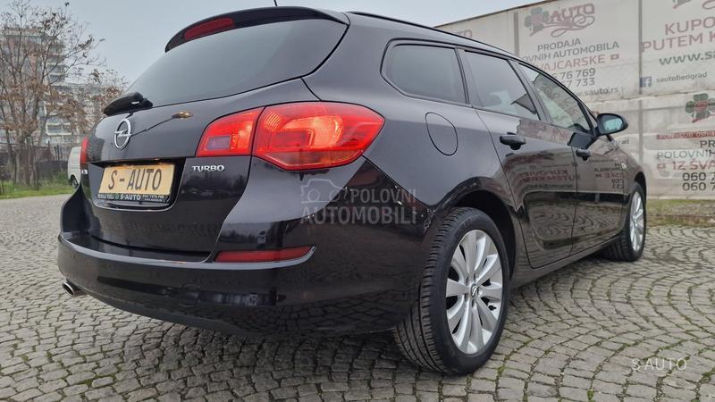 Opel Astra J KEDlTl BEZ UCESCA