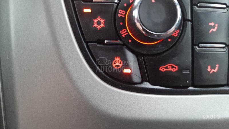 Opel Astra J KEDlTl BEZ UCESCA