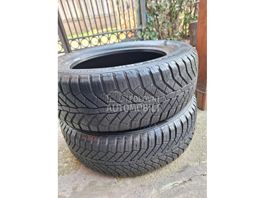 Semperit 185/60 R15 Zimska