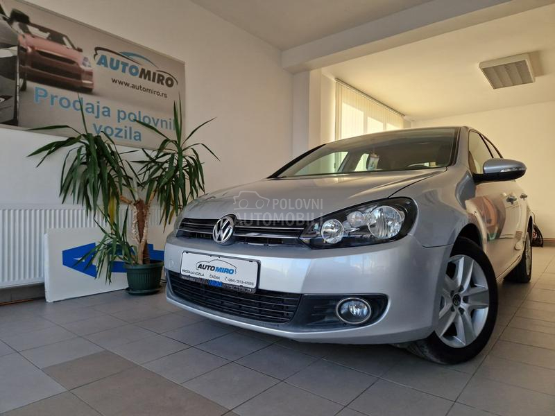 Volkswagen Golf 6 1.6 TDI N.A.V.III