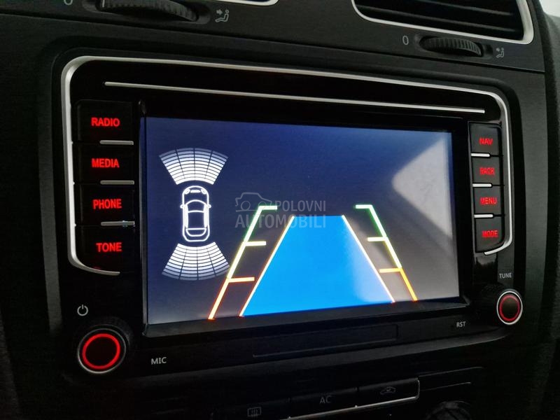 Volkswagen Golf 6 1.6 TDI N.A.V.III