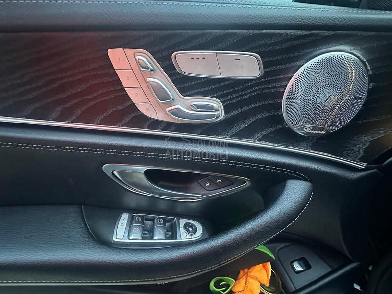 Mercedes Benz E 220 