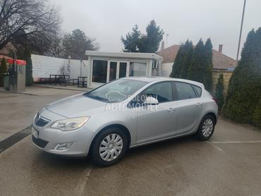 Opel Astra J 1.7 CDTI