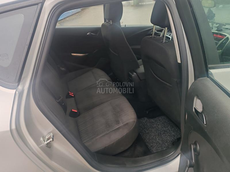 Opel Astra J 1.7 CDTI