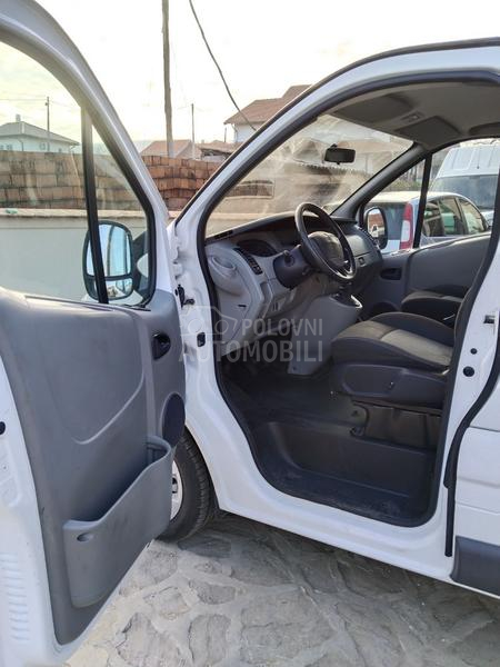 Renault Trafic 2.0 dci