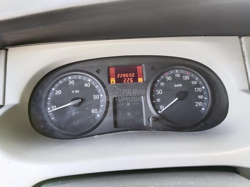 Renault Trafic 2.0 dci