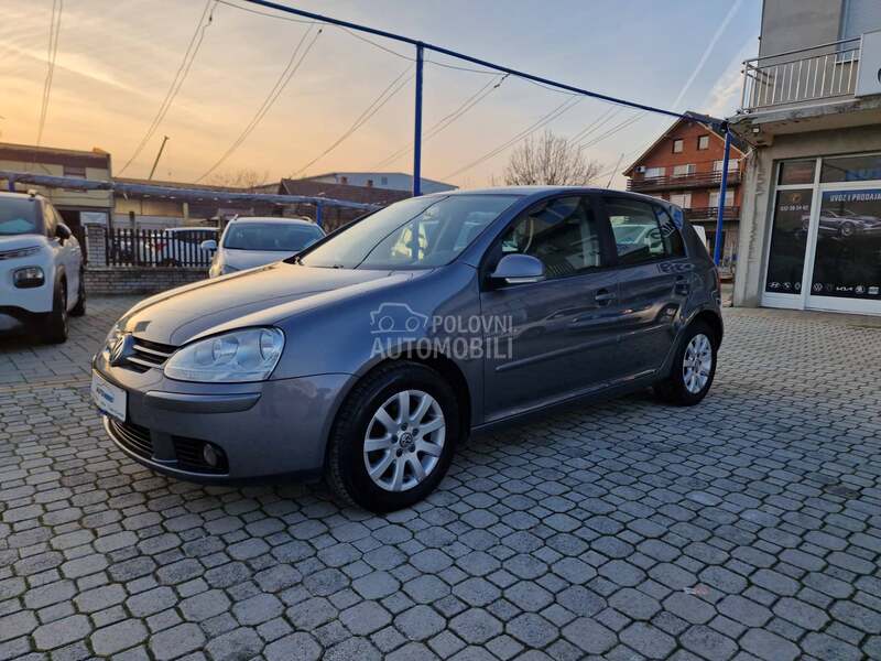 Volkswagen Golf 5 1.9 TDI 6  B.R.ZINA