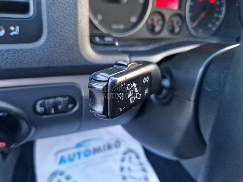 Volkswagen Golf 5 1.9 TDI 6  B.R.ZINA