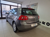 Volkswagen Golf 5 1.9 TDI 6  B.R.ZINA