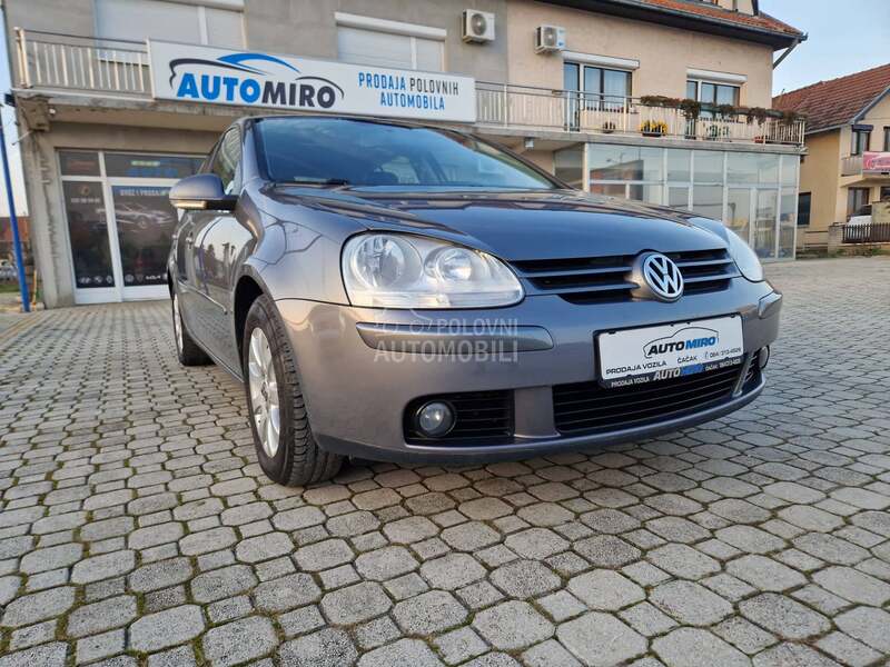 Volkswagen Golf 5 1.9 TDI 6  B.R.ZINA