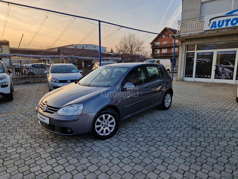 Volkswagen Golf 5 1.9 TDI 6  B.R.ZINA