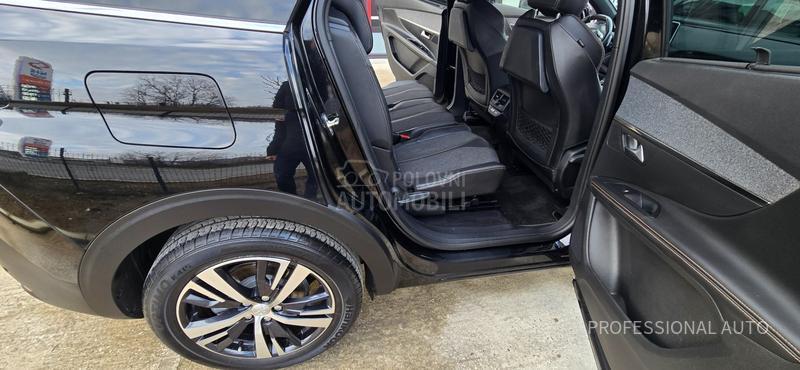 Peugeot 5008 1.6HDi/GT Line/7s