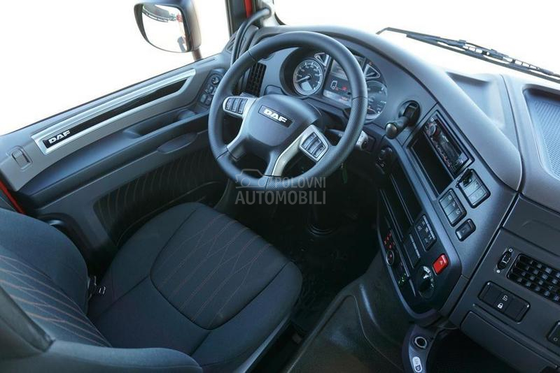 DAF 106 tegljač DOM1684